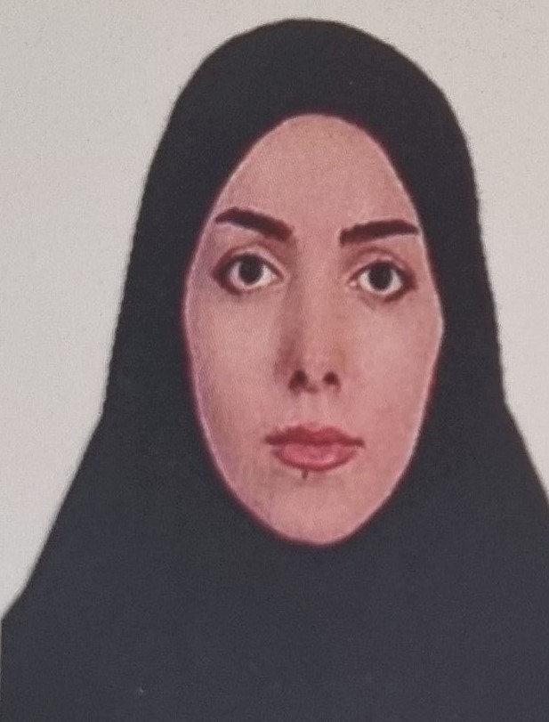 خانم نیاکان